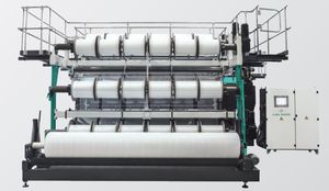 máquina de tejido de punto por urdimbre de tipo Raschel