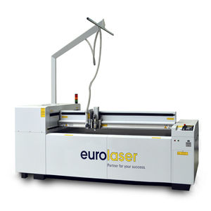 máquina de corte láser CO2