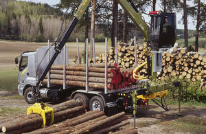 cargadora forestal de pluma articulada 1