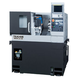 máquina de torneado CNC