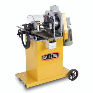 escantonadora para tuberías 1