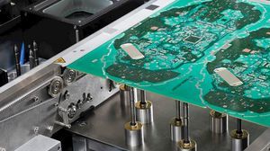 máquina de inserción para PCB de una o dos caras 1
