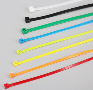 sujetacables de nailon