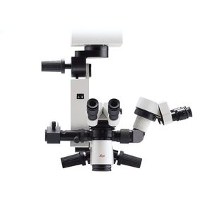 microscopio biomédico
