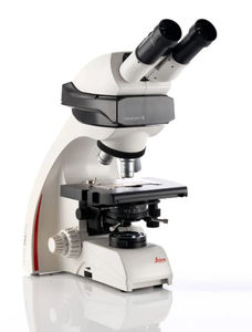 microscopio óptico
