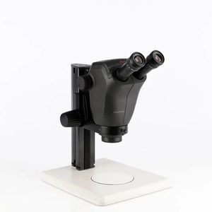 estereomicroscopio óptico