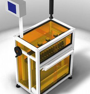 máquina perforadora para films de plástico