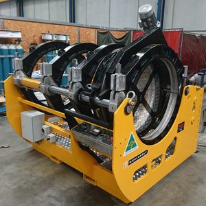 máquina de soldar a tope / AC / controlada por PLC / hidráulica