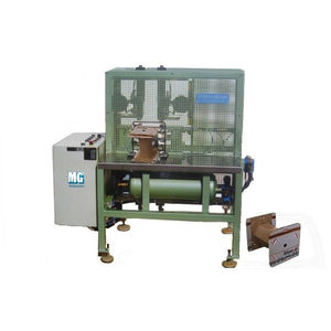 máquina de grapar para cajas de cartón