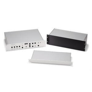 caja eléctrica en bastidor 19" 1