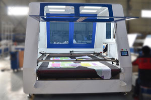 máquina de corte láser CO2