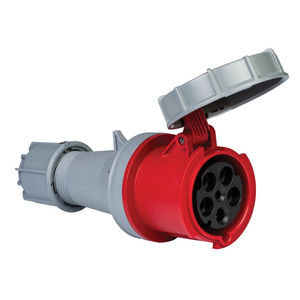 tomacorriente IP67 1