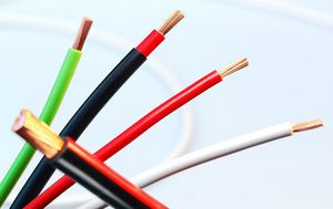 cable eléctrico de datos