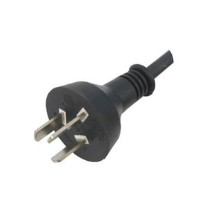 cordón eléctrico con toma
