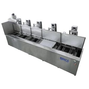 máquina de limpieza por ultrasonidos