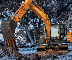 excavadora intermedia
