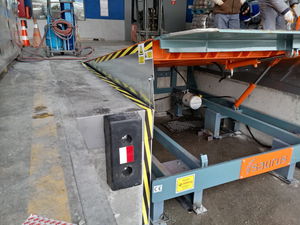 nivelador de muelle hidráulico