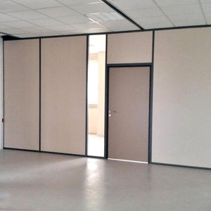 tabique de oficina