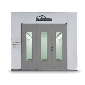cabina de pintura cerrada