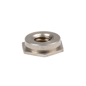 tuerca remachable