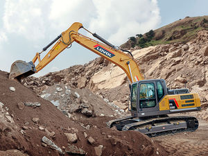 excavadora intermedia