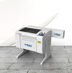 máquina de corte y grabado láser CO2 1