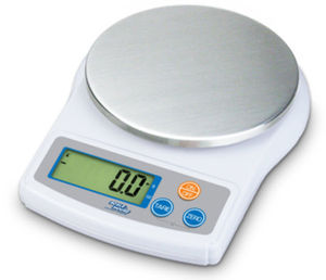 balanza con pantalla LCD