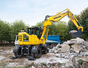 excavadora mediana