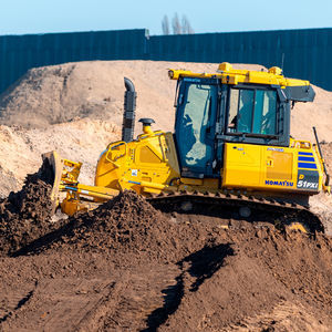 bulldozer con orugas