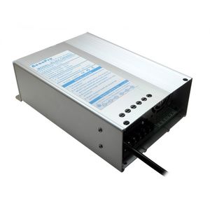 alimentación eléctrica chasis cerrado