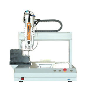 máquina de atornillado robotizada