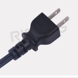cordón eléctrico con toma