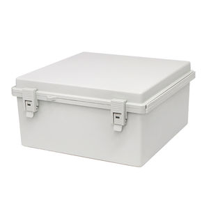 caja montada en superficie