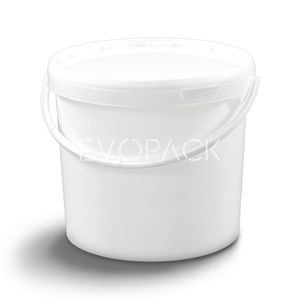 cubo de plástico