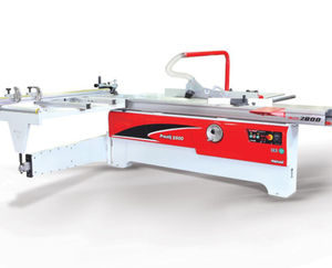 máquina de aserrar escuadradora 1