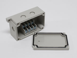 caja de conexiones de pared
