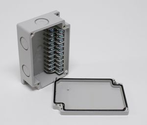 caja de conexiones de pared