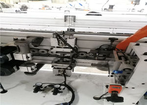 máquina de colocación de tapacantos automática
