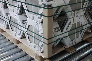colocadora de cantoneras de protección 1