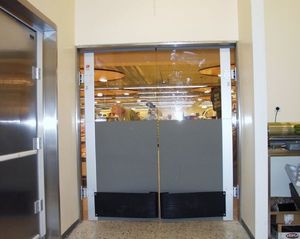 puerta abatible