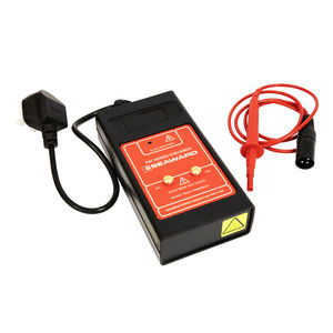 calibrador de instrumentos de medición eléctrica