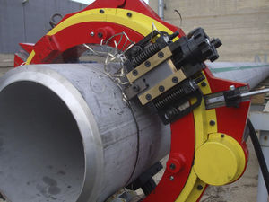 máquina de corte con control manual / de achaflanado / para extremos de tubos / hidráulica