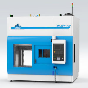 máquina de torneado CNC