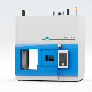 máquina de torneado CNC