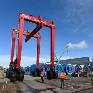 carretilla elevadora de tipo straddle (horcaja) eléctrica 1