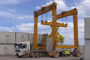 carretilla elevadora de tipo straddle (horcaja) para la ingeniería civil