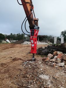 rompe-rocas hidráulico
