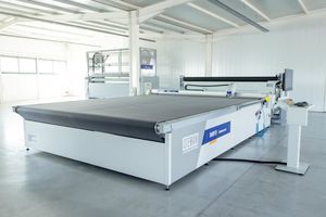máquina de corte automática