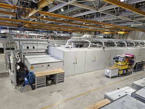 máquina de deposición por pulverización catódica en línea
