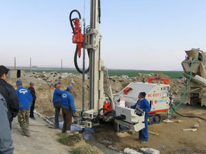 perforadora con orugas
